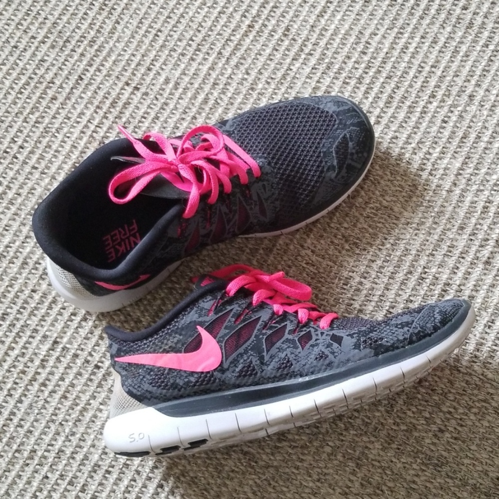 Nike Free 5.0 Sneakers